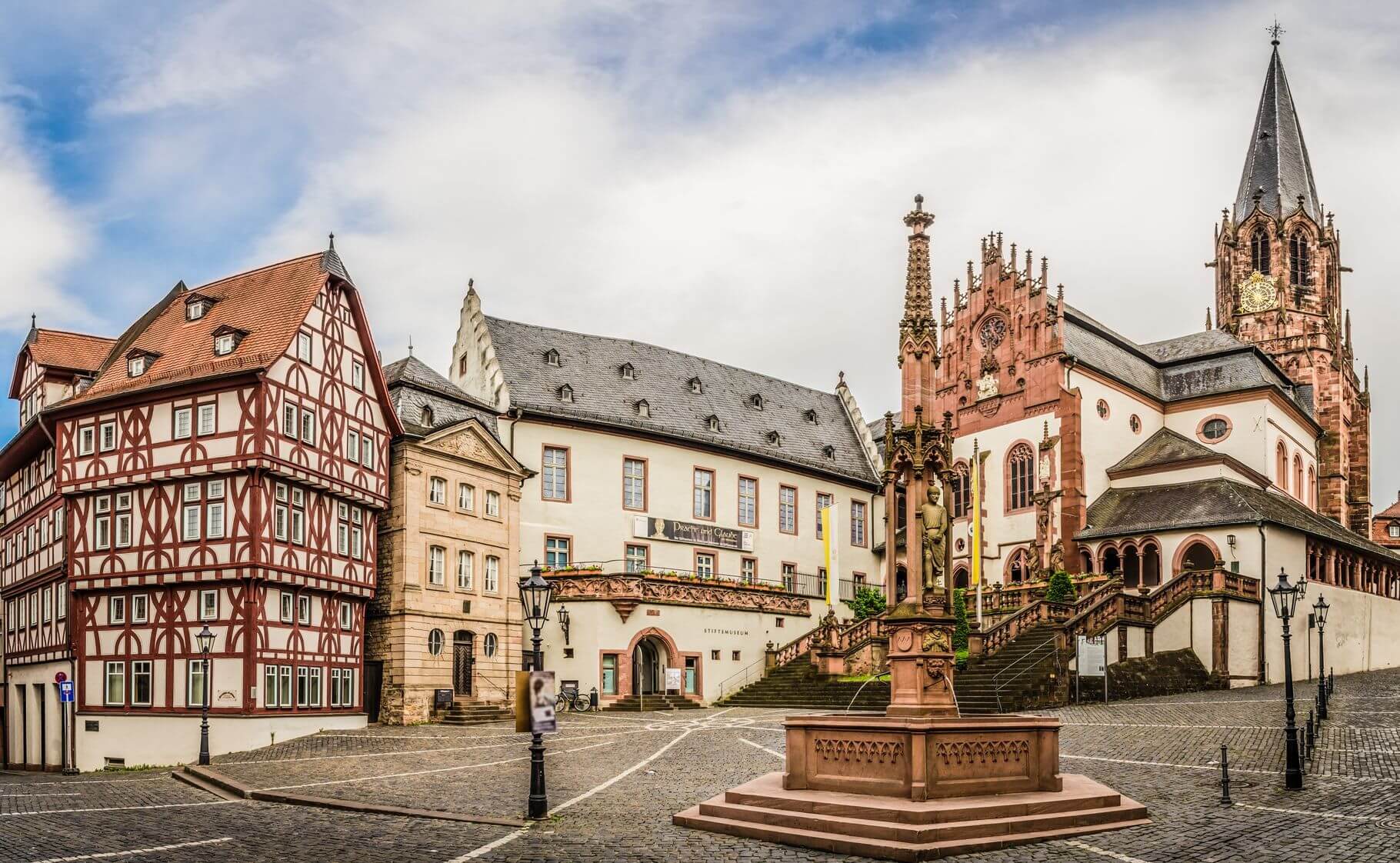 High-Class Aschaffenburg Escort Services