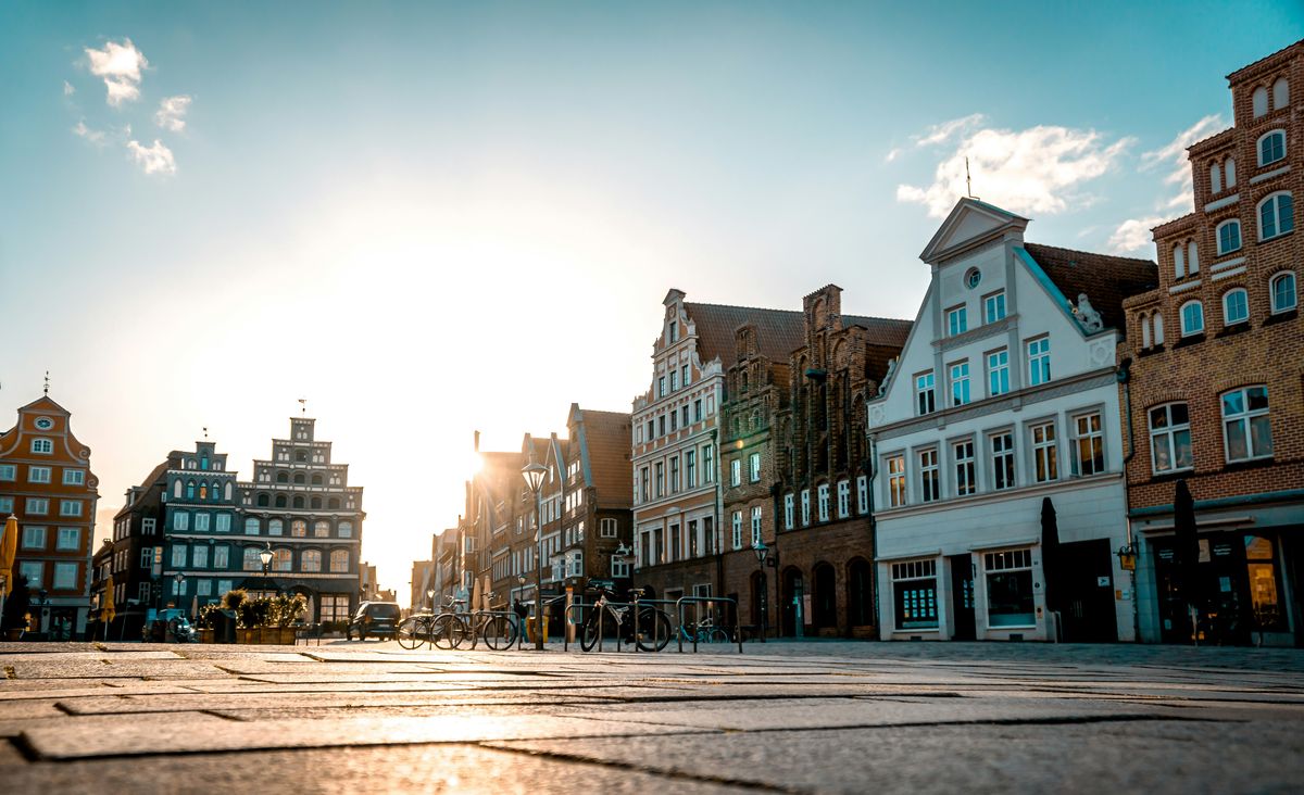 High class Luneburg escort services